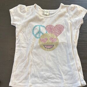 Kavio White Tee with Emoji and Peace Design